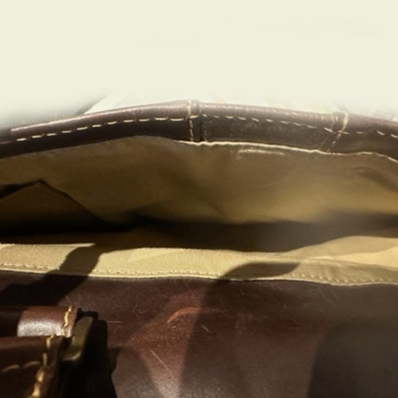 GORGEOUS BOCONI LARGE LEATHER MESSENGER BAG 18"x13"x3"wide. For men&women - Picture 12 of 13